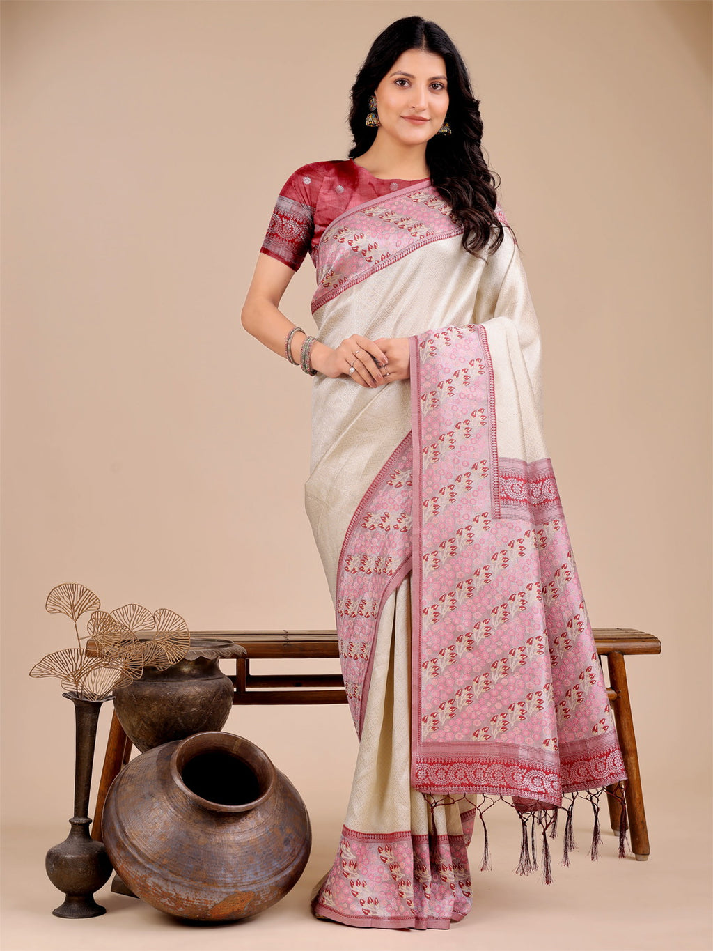 Lichi Silk With Latkan Saree