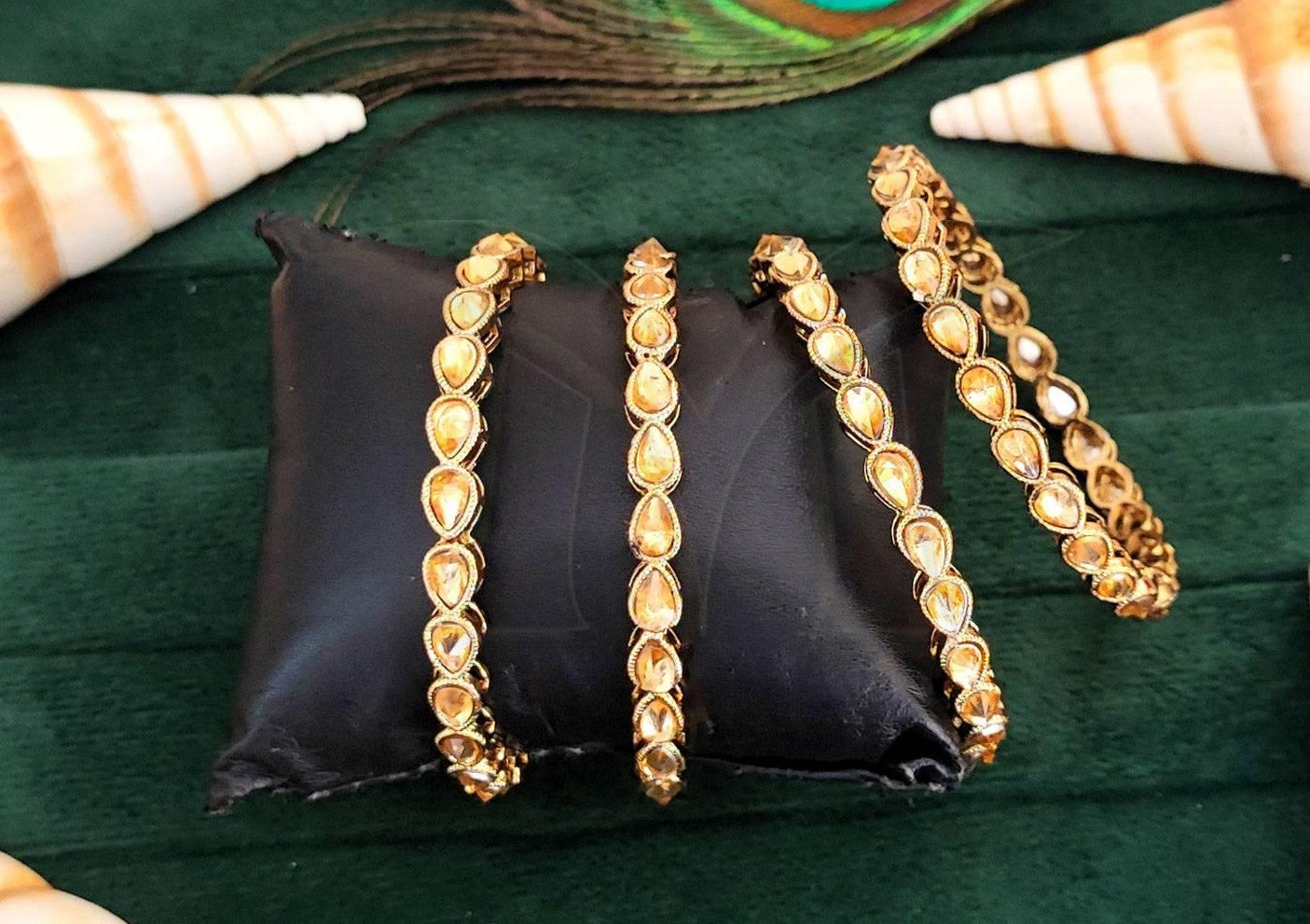Antique Kundan Bangles (Set of 4)
